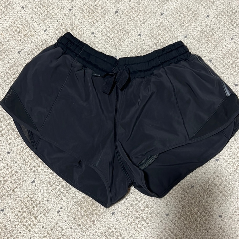 Lululemon Short Shorts - 6
